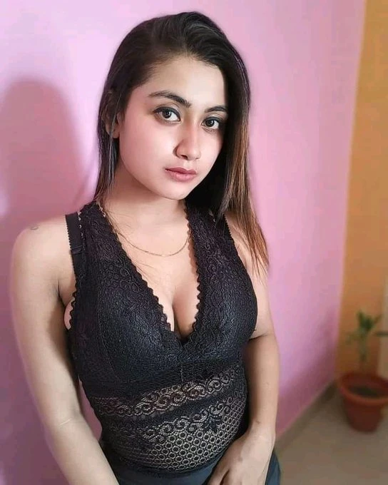 AM SEXY,CLEAN AND NEW .